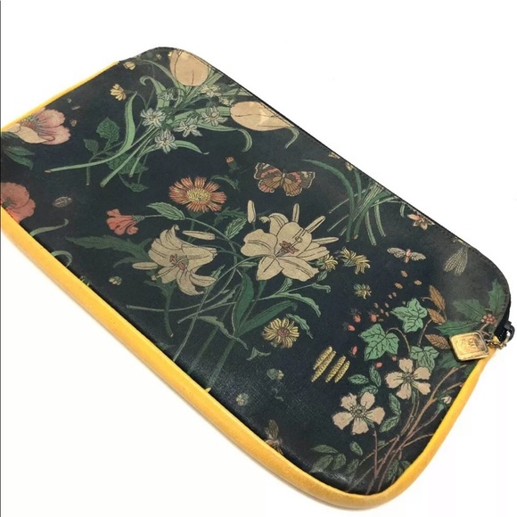 Gucci Black Floral Clutch - Picture 5 of 9